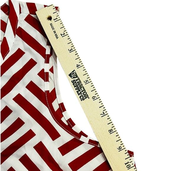 Mudpie Red White Geometric Pattern Tunic Gold Buttons L (12-14) 100% Polyester - Picture 14 of 15